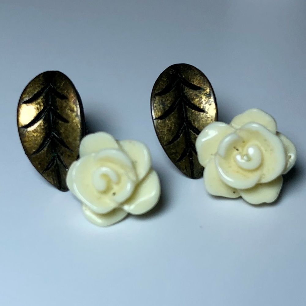 Flower Earrings (pair/pierced); cream & bronze colored